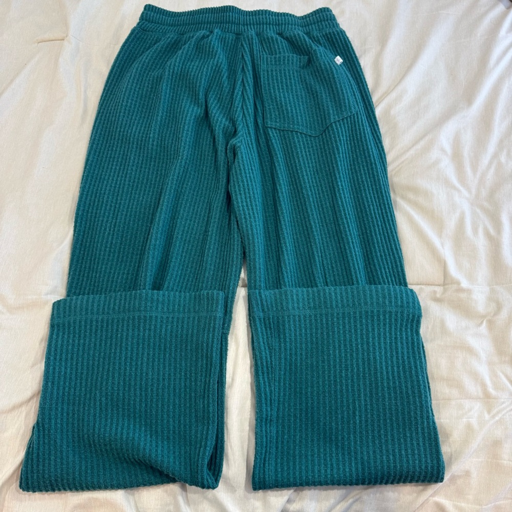 Urban Outfitters Out From Under Nova Waffle Sweatpants Dark Green Hemmed Size S - Picture 2 of 5